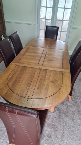 Solid oak dining table with - oak,