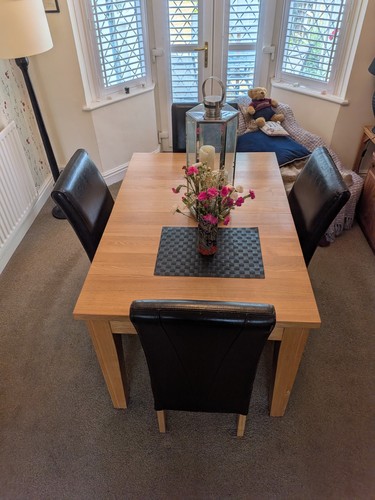 Solid oak extendable dining