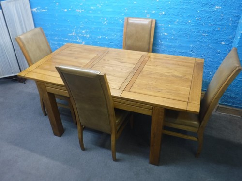 Solid chunky wide oak - /,