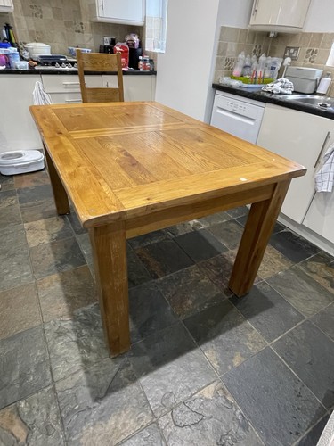 Solid oak dining table with - solid,